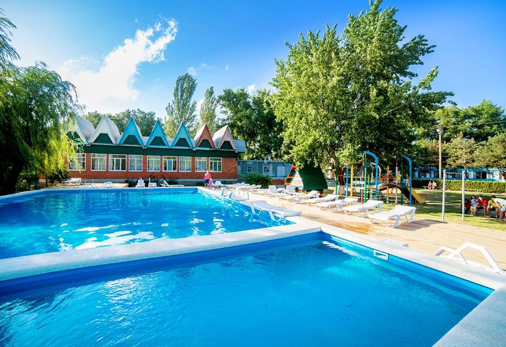Дельфин (Анапа)
