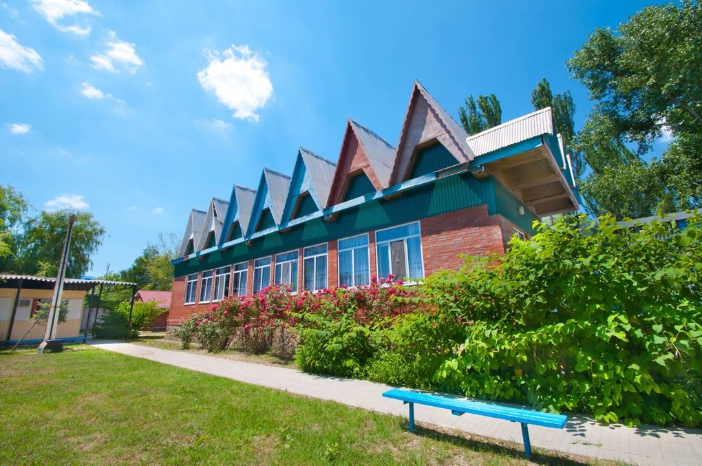 Дельфин (Анапа)