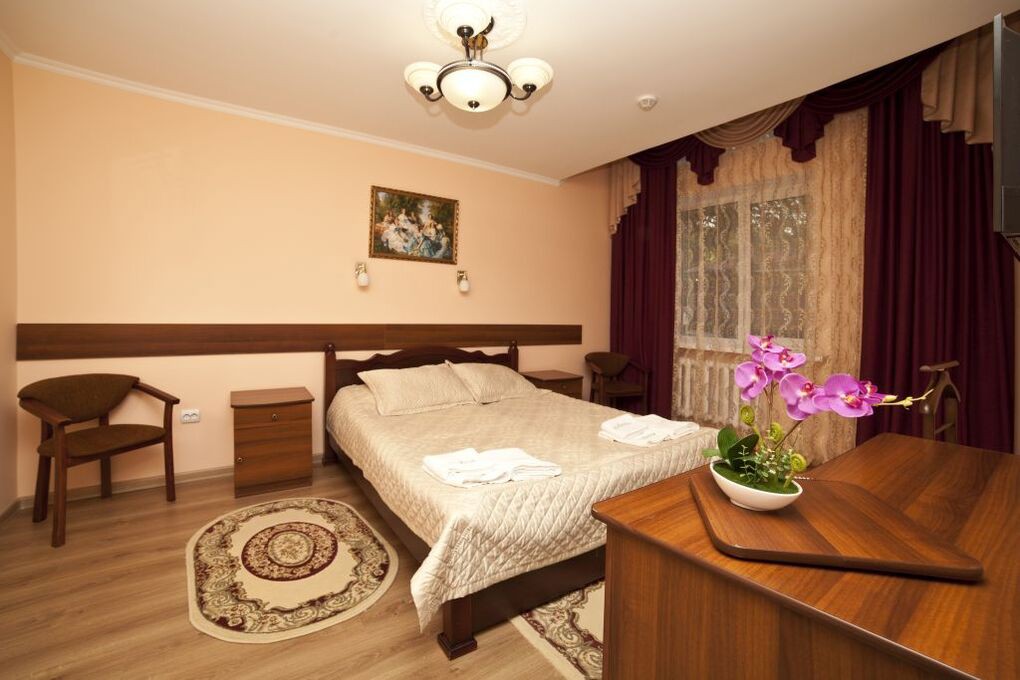 Лесной (КМВ)