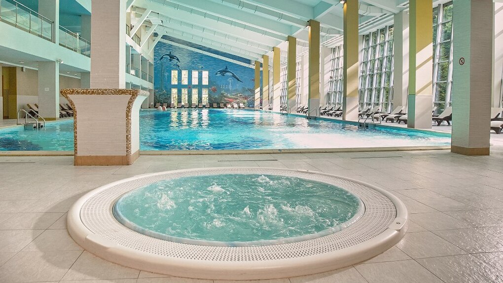 LES Art Resort / Лес Арт Резорт