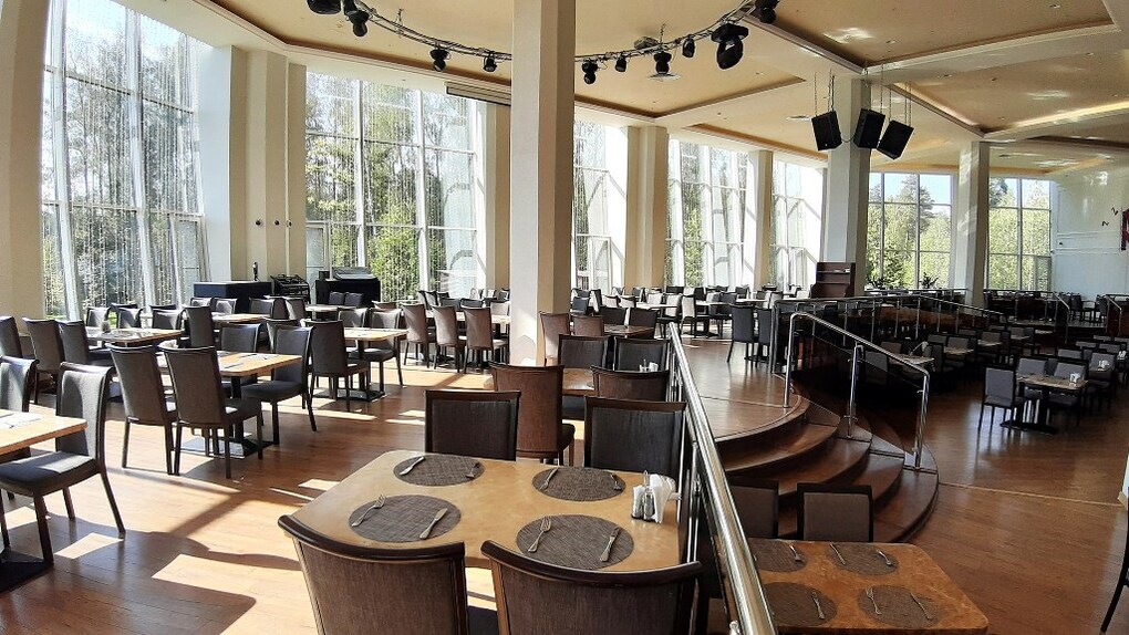 LES Art Resort / Лес Арт Резорт